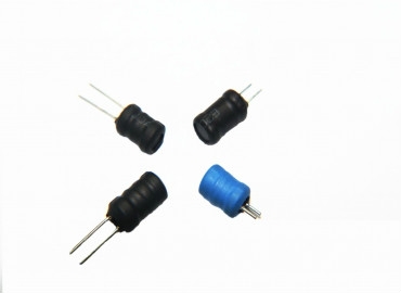 兩款相同型號的工字電感因為磁芯材質不同，應用場合不同